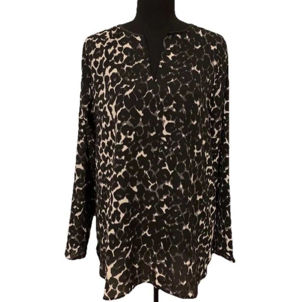 Loft Outlet Womens Size Medium Top Animal Print Long Sleeves Lightweight